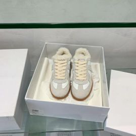 Picture of Maison Margiela Shoes Women _SKUfw105668631fw